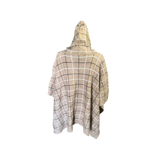 Tahari Tan Hooded Poncho – Black & White Plaid, Front Pockets – One Size - Picture 3 of 6